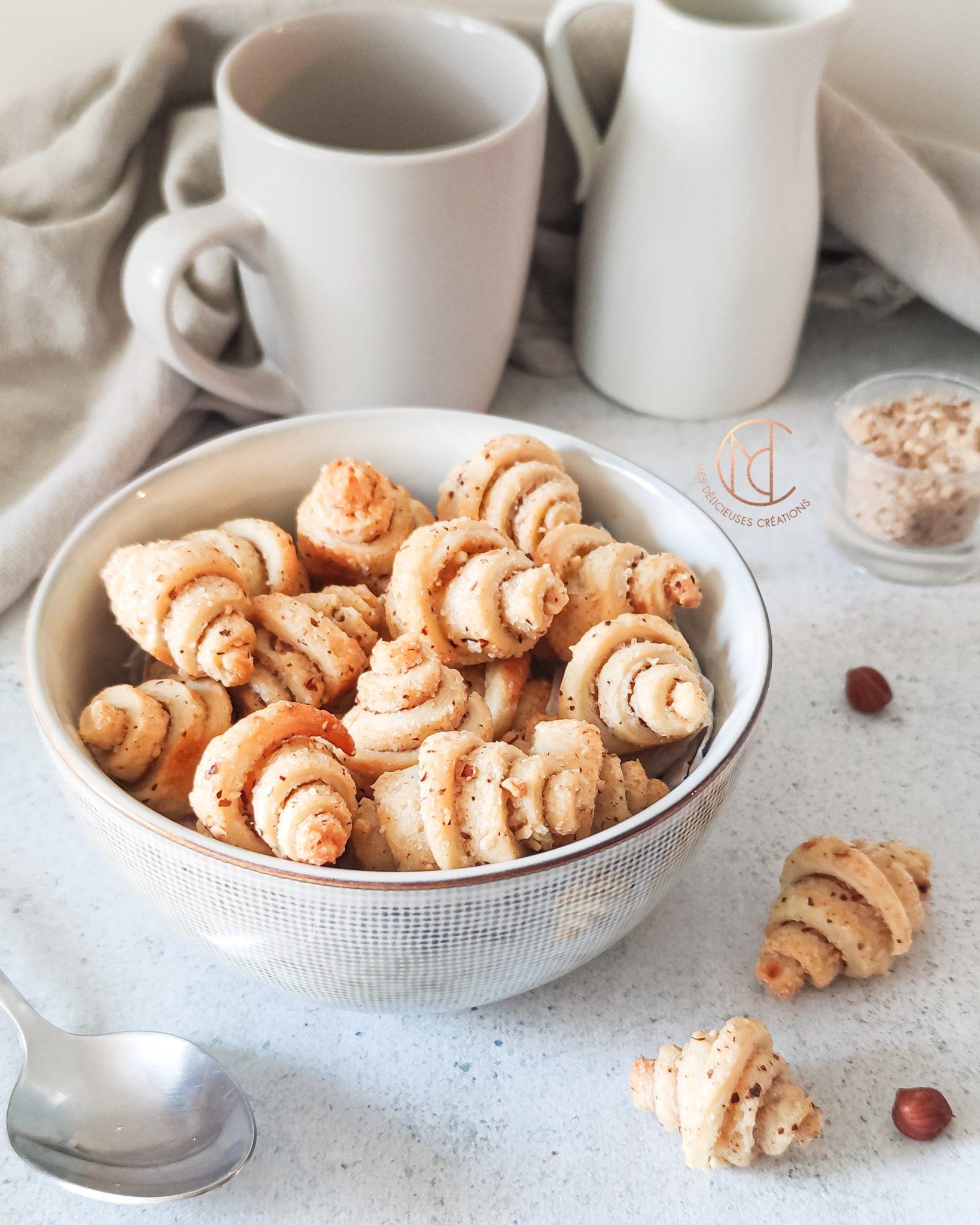 Biscuit Céramique Non Peint Forme Croissant Et Faucheuse - Fait Main Aux États-Unis
